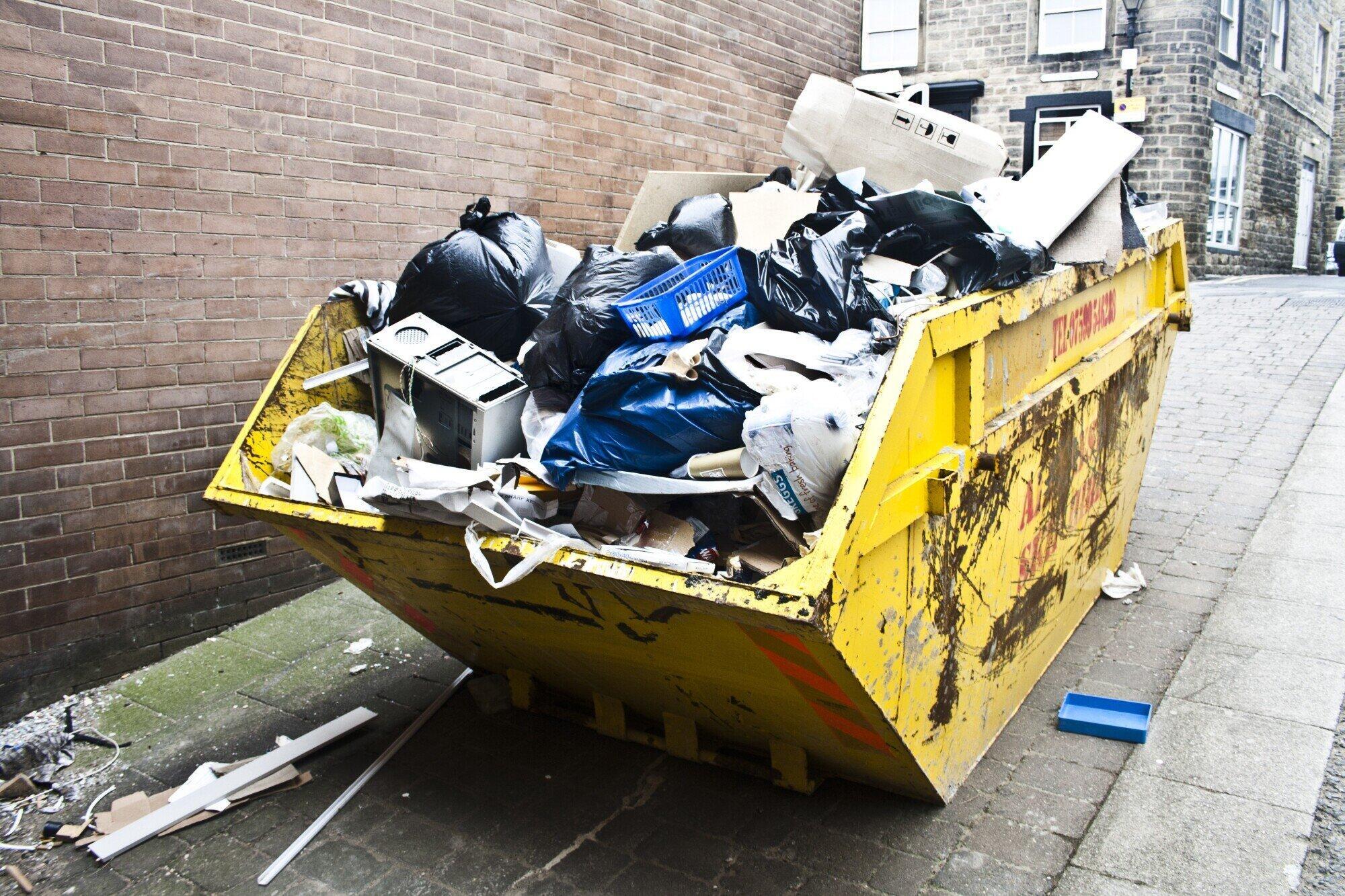 4 Ways to Choose the Right Rubbish Removal Service for Your Needs